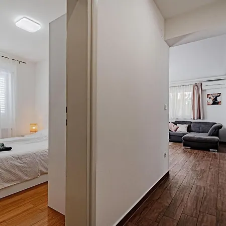 Apartament Nice In With Wi-fi